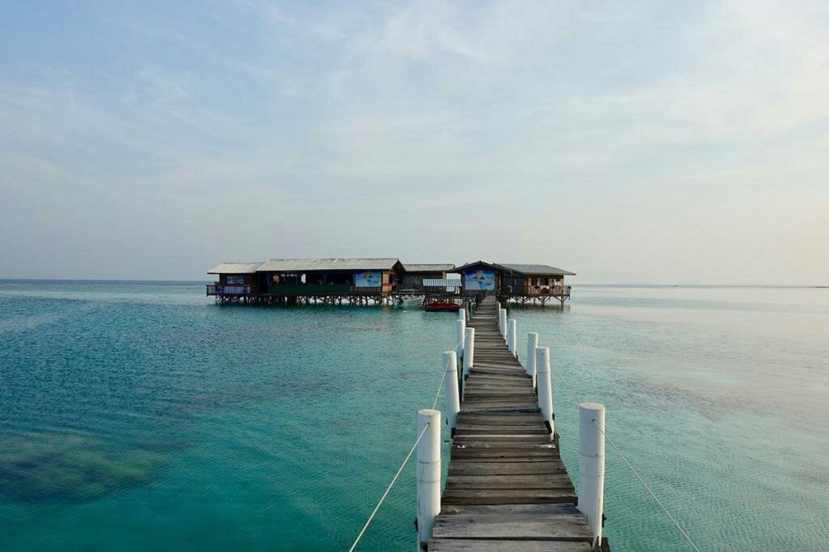 Pantai dan aktivitas di Pulau Tidung Kepulauan Seribu